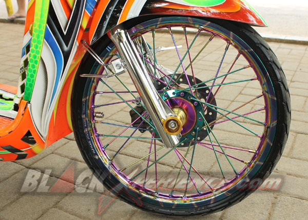 Scoopy Kini Tampil Lebih Thailand Look