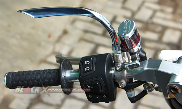 Spion Custom Harley Davidson