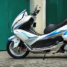 ampilan Elegan Berkat Adopsi Warna Putih dan Paduan Dua Warna Lainnya