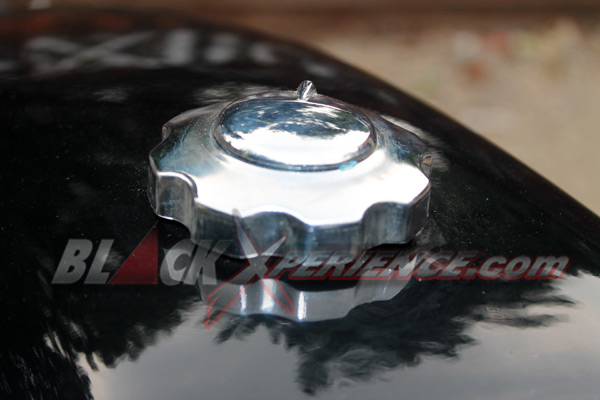 'Macan Hitam' Bergaya Cafe Racer