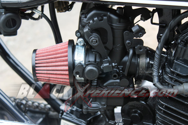 'Macan Hitam' Bergaya Cafe Racer