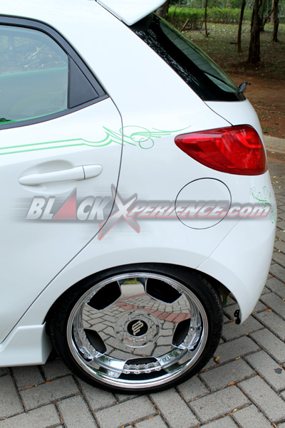 Rona 'go green' Elegan di Tubuh Mazda2