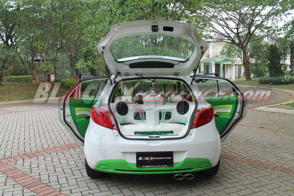 Rona 'go green' Elegan di Tubuh Mazda2