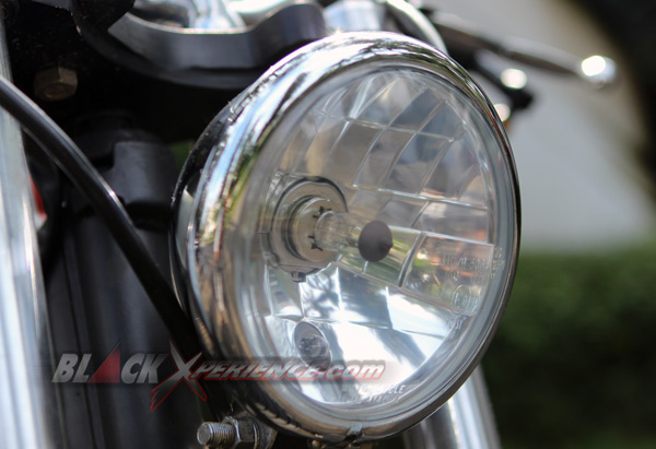 Lampu variasi kepunyaan Harley-Davidson 