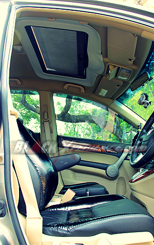 Tampang Elegan Honda CR-V Bermesin Gahar