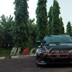 Modifikasi Mitsubishi Lancer Bertema Balap