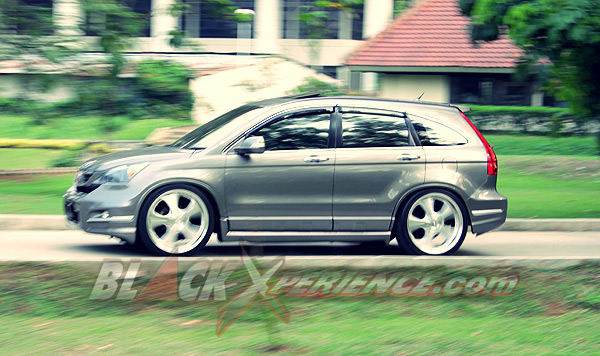 Tampang Elegan Honda CR-V Bermesin Gahar