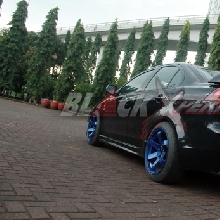 Tampilan belakang khas Mitsubishi Lancer Evolution X