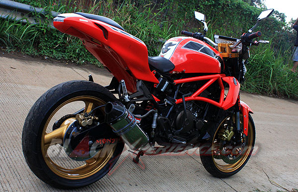 Garapan "Nyeleneh" Puspa Kediri