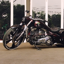 Harley-Davidson Road King bagger style
