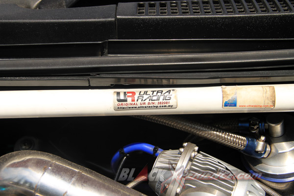 Strut bar Ultra Racing