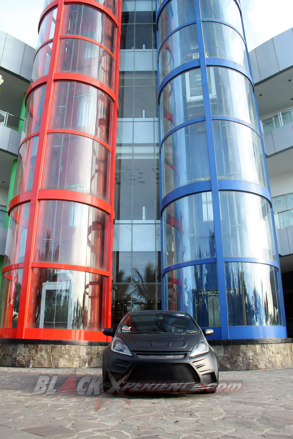 Foto session di kawasan Ancol Mall