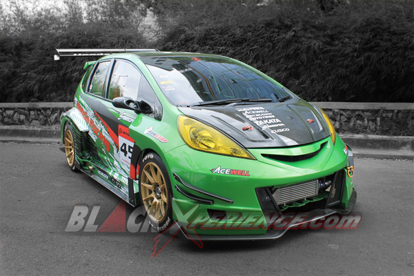 Jazz Bergaya Touring Obsesi Satria Sabet Trophy Kontes Modifikasi