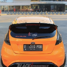 Bodikit belakang Ford Fiesta