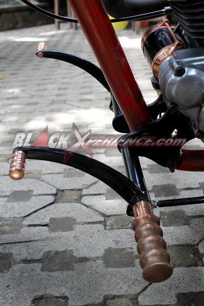 Binter Merzy Old School Tampil Nyentrik Tanpa Kabel