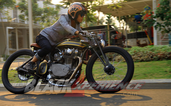 Aksi Veris membesut sang boardtrack