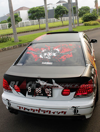 Aristo Andrew Tampil Sporty Berbalur Cutting Sticker Death Note
