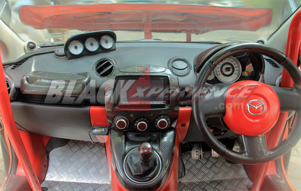 MDashboard lapis karbon