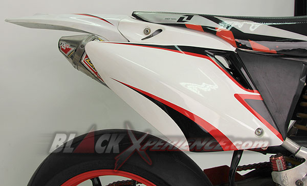 Tiger Supermoto Full Branded