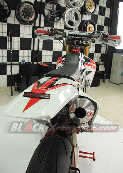 Tiger Supermoto Full Branded