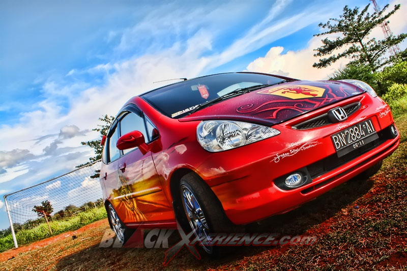 Tema club Manchester United tertuang di eksterior maupun interior