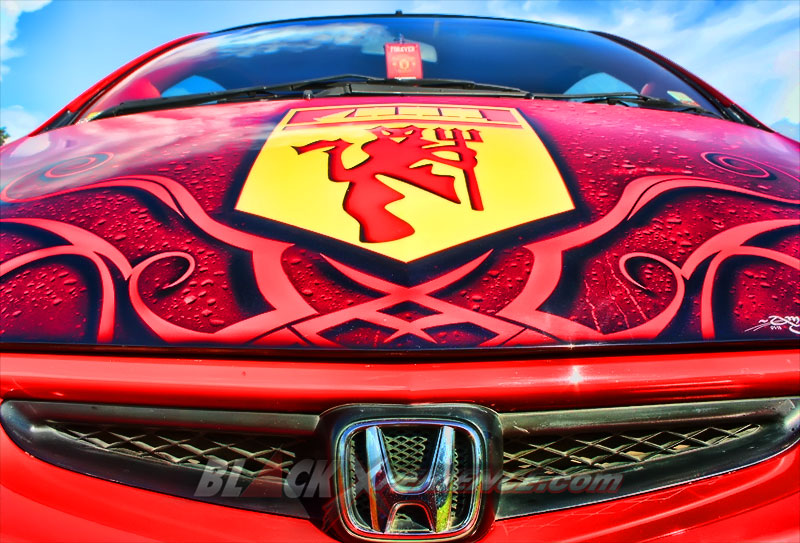 Grill standar dibawah kap mesin yang sudah full airbrush