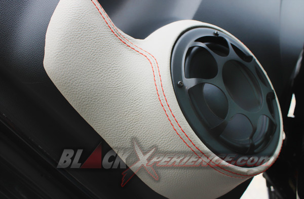 Mazda2 Black Coli Hadirkan Nuansa Sport Racing