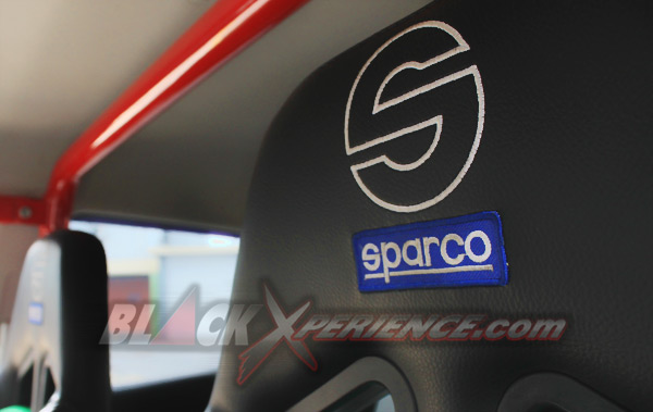 Mazda2 Black Coli Hadirkan Nuansa Sport Racing