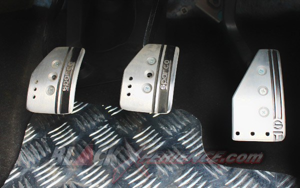 Mazda2 Black Coli Hadirkan Nuansa Sport Racing