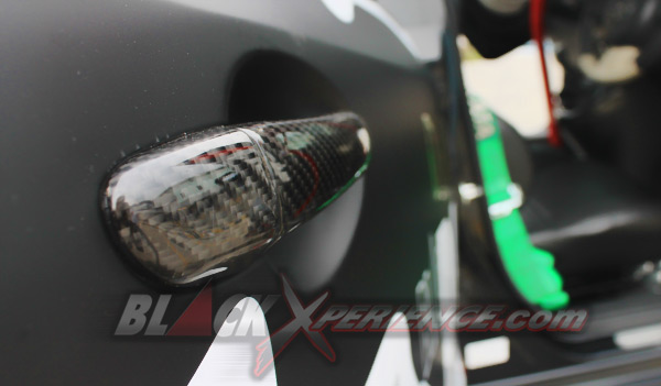 Mazda2 Black Coli Hadirkan Nuansa Sport Racing