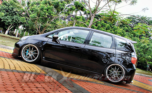 Sun Singkirkan Kesan Sporty di Honda Jazz Kesayangannya