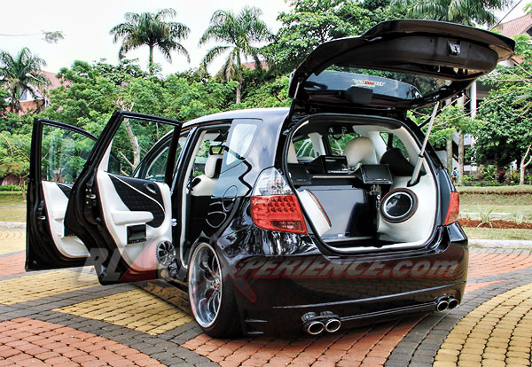 Sun Singkirkan Kesan Sporty di Honda Jazz Kesayangannya