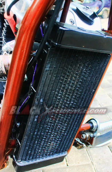 H-Three Custom Kentalkan Aura Chopper di Honda VT 650