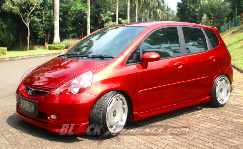 Modifikasi Tak Hanya Milik Pria