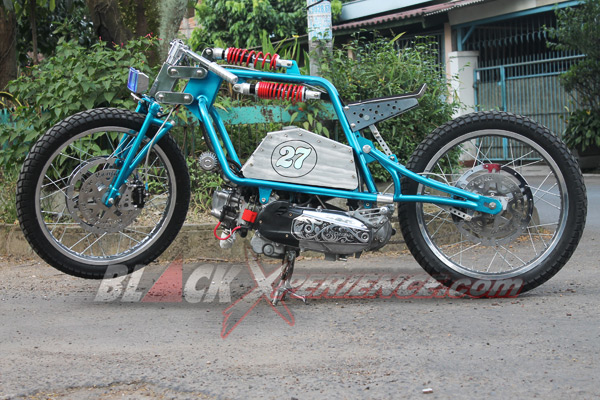 Honda PCx125 Sangkuriang Ala Peterson