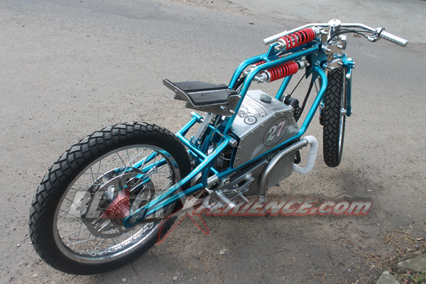 Honda PCx125 Sangkuriang Ala Peterson