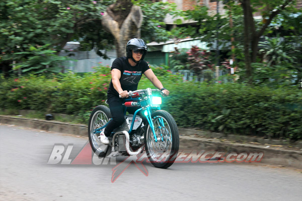 Honda PCx125 Sangkuriang Ala Peterson