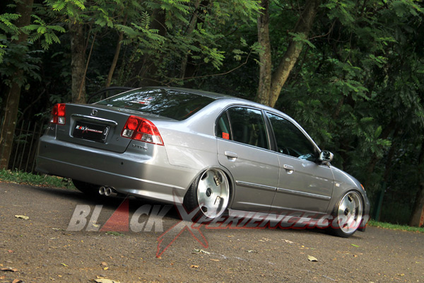 Modifikasi Harian Honda Civic V-Tis Ala Salute