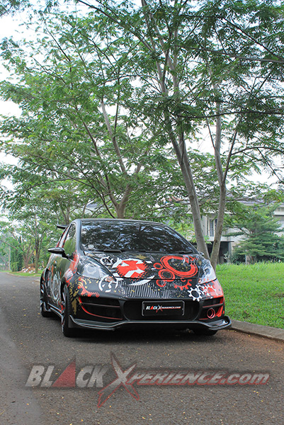 Urban Gravity Menambah Seram Tampang Honda Jazz