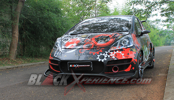 Urban Gravity Menambah Seram Tampang Honda Jazz