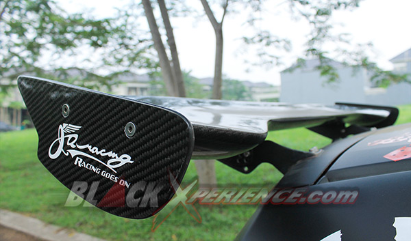 Urban Gravity Menambah Seram Tampang Honda Jazz