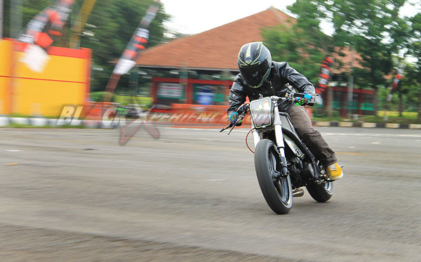 Garuda Langit Menang Sayembara Rolland Sand