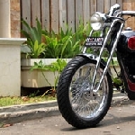 GL100 Berpenampilan HD Sportster "Kombinasi"