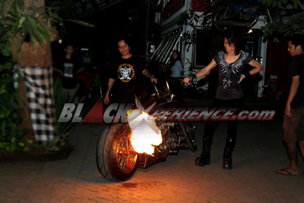 HD Iron Angel Dipertahankan Tanpa Cat