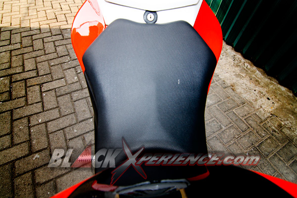 Bermain Aksesoris Demi Mengejar Gaya MV Agusta