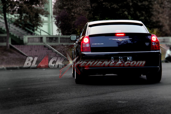 Chrysler Obama Sedikit Nakal Dengan Grill Ubahan