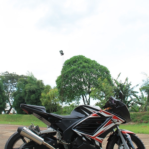 Bajaj Pulsar "Ganti Baju" Kawasaki ZX6