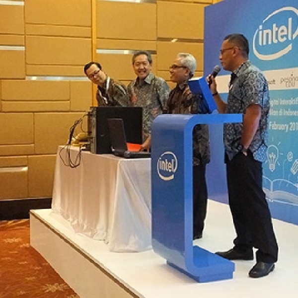 Kolaborasi Intel Microsoft Grasindo dan PesonaEdu Hadirkan Tablet GramediaBook