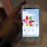 Penjualan Duo PowerPhone Bolt di Mega Bazaar Tembus Target