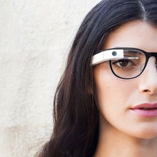 Google Kolaborasi dengan Oakley dan Ray-Ban, Kembangkan Google Glass Terbaru